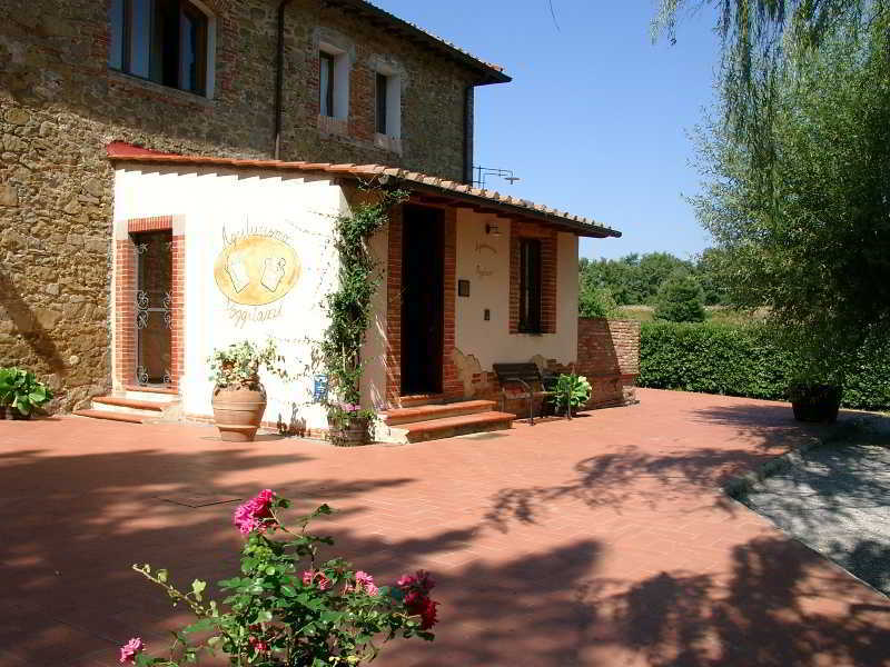 Agriturismo Antico Borgo Poggitazzi Терануова Брачолини Екстериор снимка