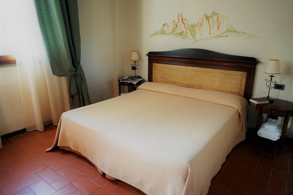 Agriturismo Antico Borgo Poggitazzi Терануова Брачолини Екстериор снимка