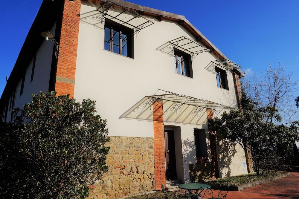 Agriturismo Antico Borgo Poggitazzi Терануова Брачолини Екстериор снимка