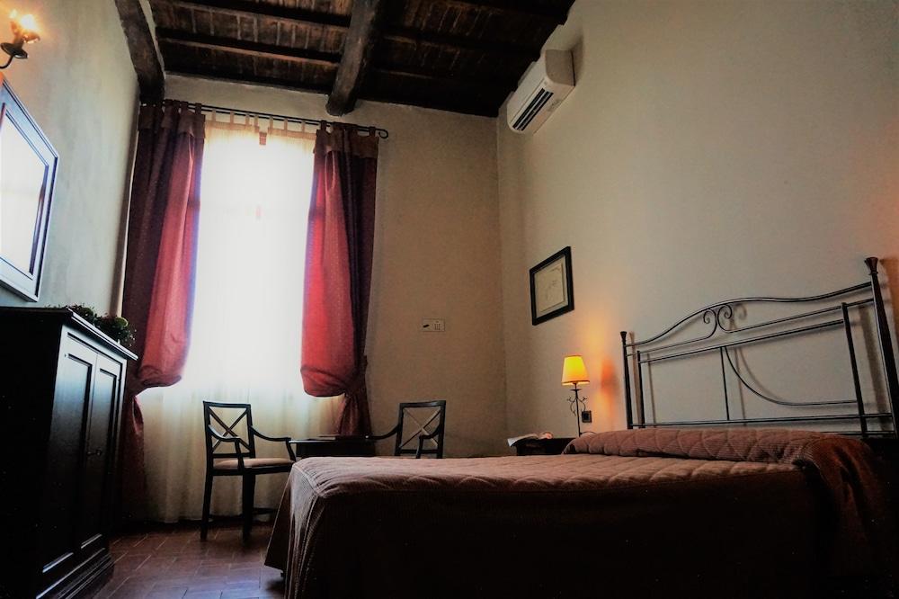 Agriturismo Antico Borgo Poggitazzi Терануова Брачолини Екстериор снимка