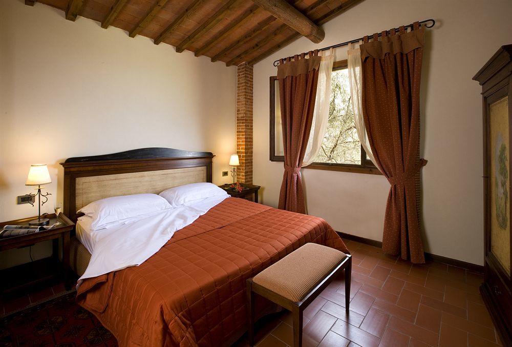 Agriturismo Antico Borgo Poggitazzi Терануова Брачолини Екстериор снимка