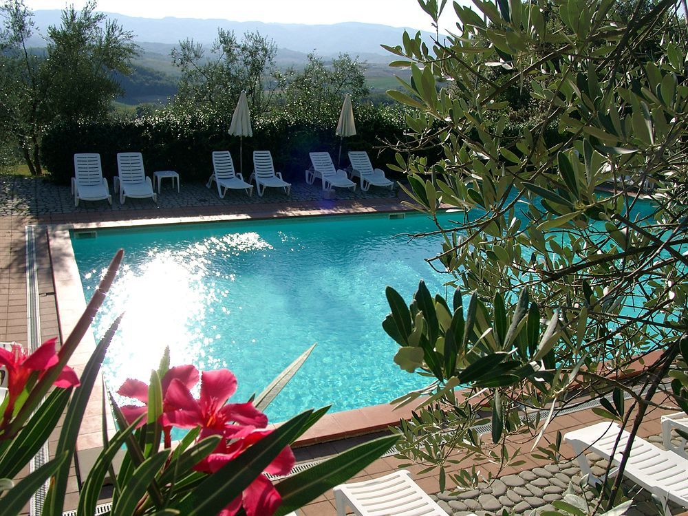 Agriturismo Antico Borgo Poggitazzi Терануова Брачолини Екстериор снимка